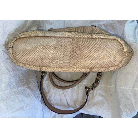 Coach Limited Edition Vintage Madison Embossed Tan Python Leather Shoulder Bag - Picture 4 of 12